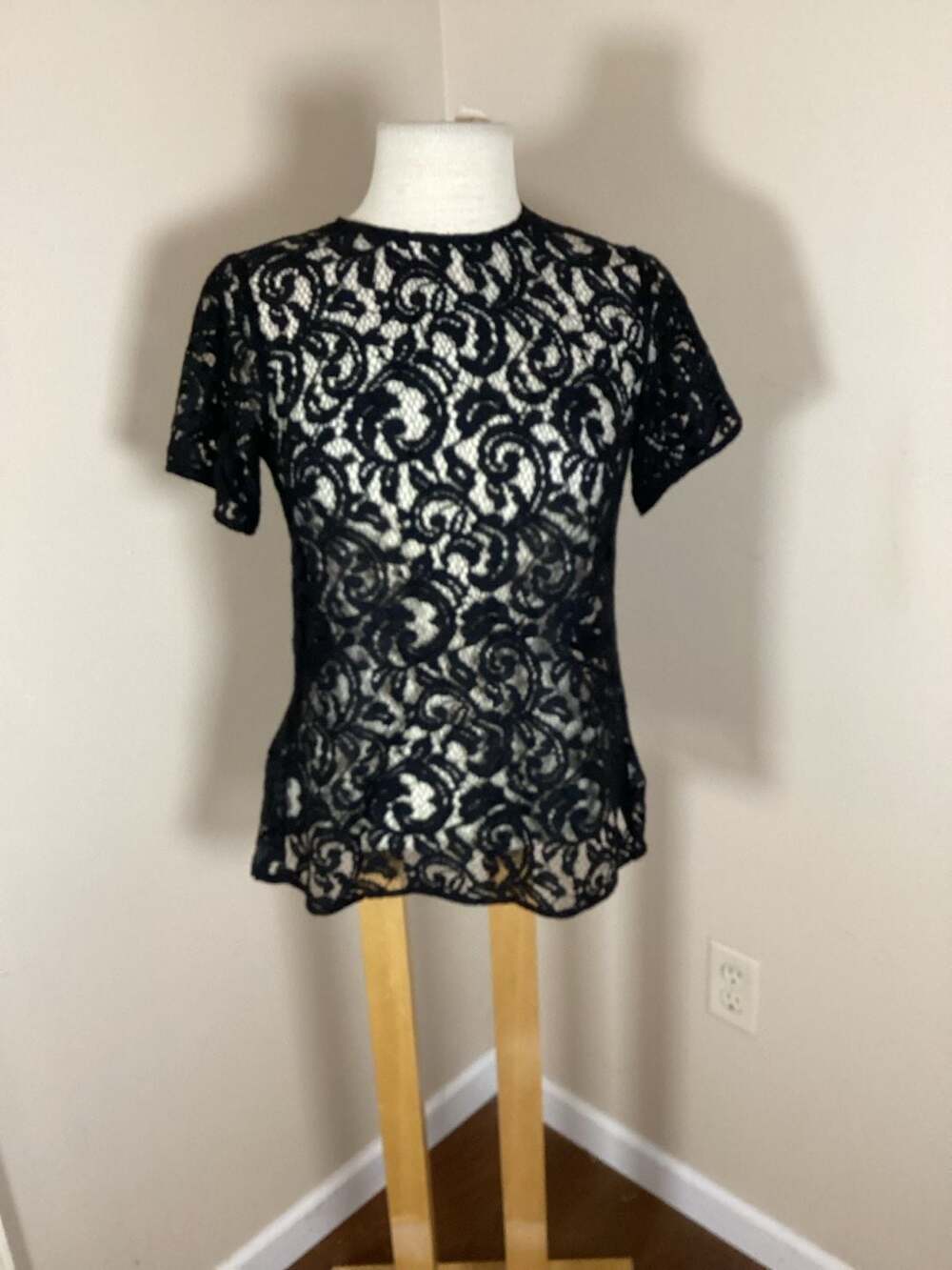 MICHAEL Michael Kors Black Sheer Floral Lace Short Sleeve Peplum Top Size XS